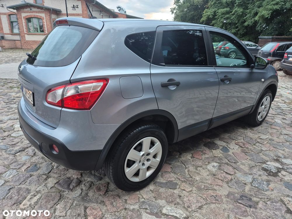 Nissan Qashqai 1.6 visia - 23