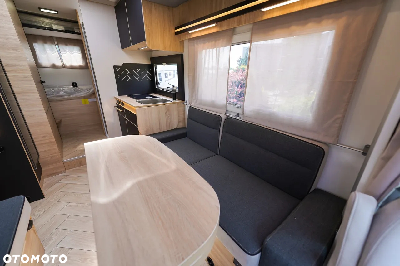 Ford Chausson 720 Etape Line - 23