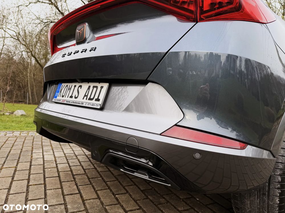 Cupra Formentor 1.4 e-Hybrid DSG Priority - 36