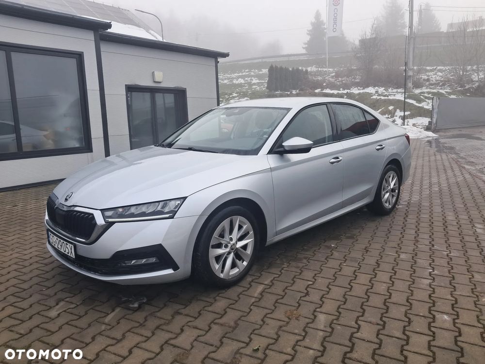 Skoda Octavia 2.0 TDI Ambition DSG - 1