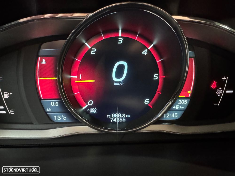 Volvo V60 1.6 D2 Drive R-Design Start/Stop - 31