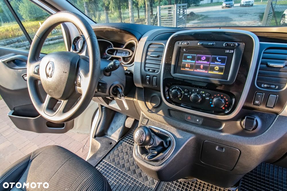 Renault Trafic - 11