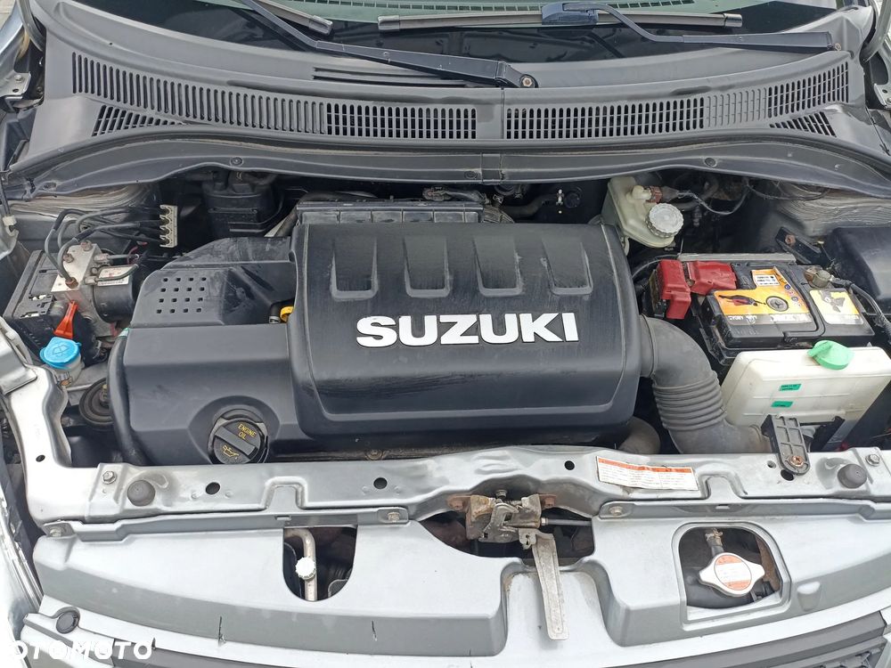 Suzuki Swift 1.6 Sport - 10