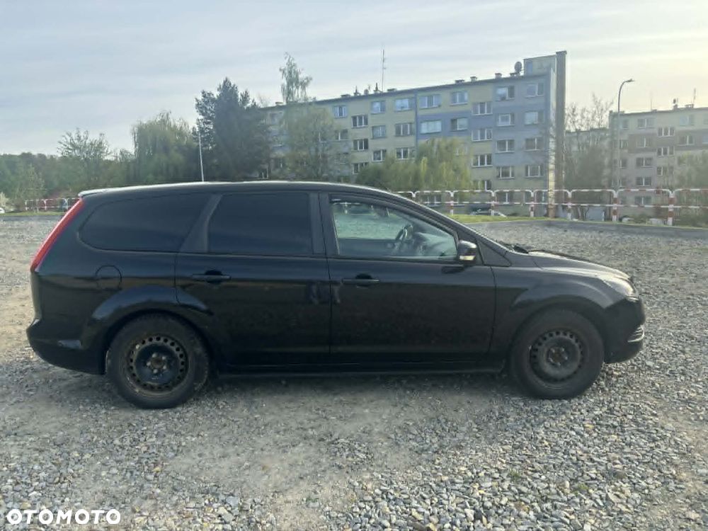 Ford Focus - 8