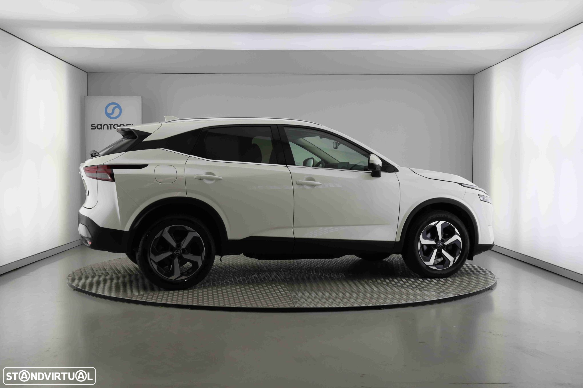 Nissan Qashqai 1.3 DIG-T N-Connecta LED+SKY - 4