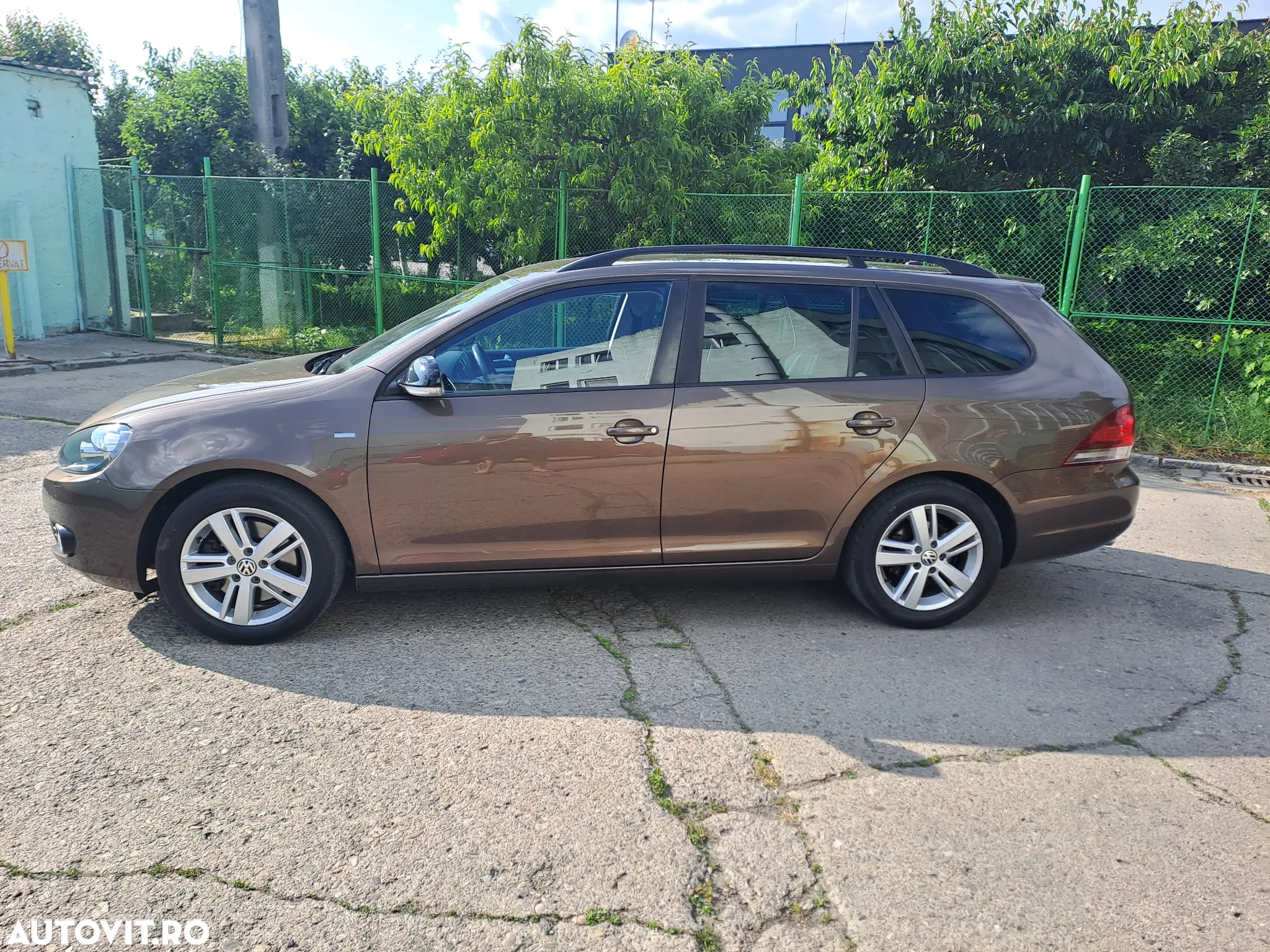 Volkswagen Golf 1.6 TDI DPF 4Motion Highline - 10