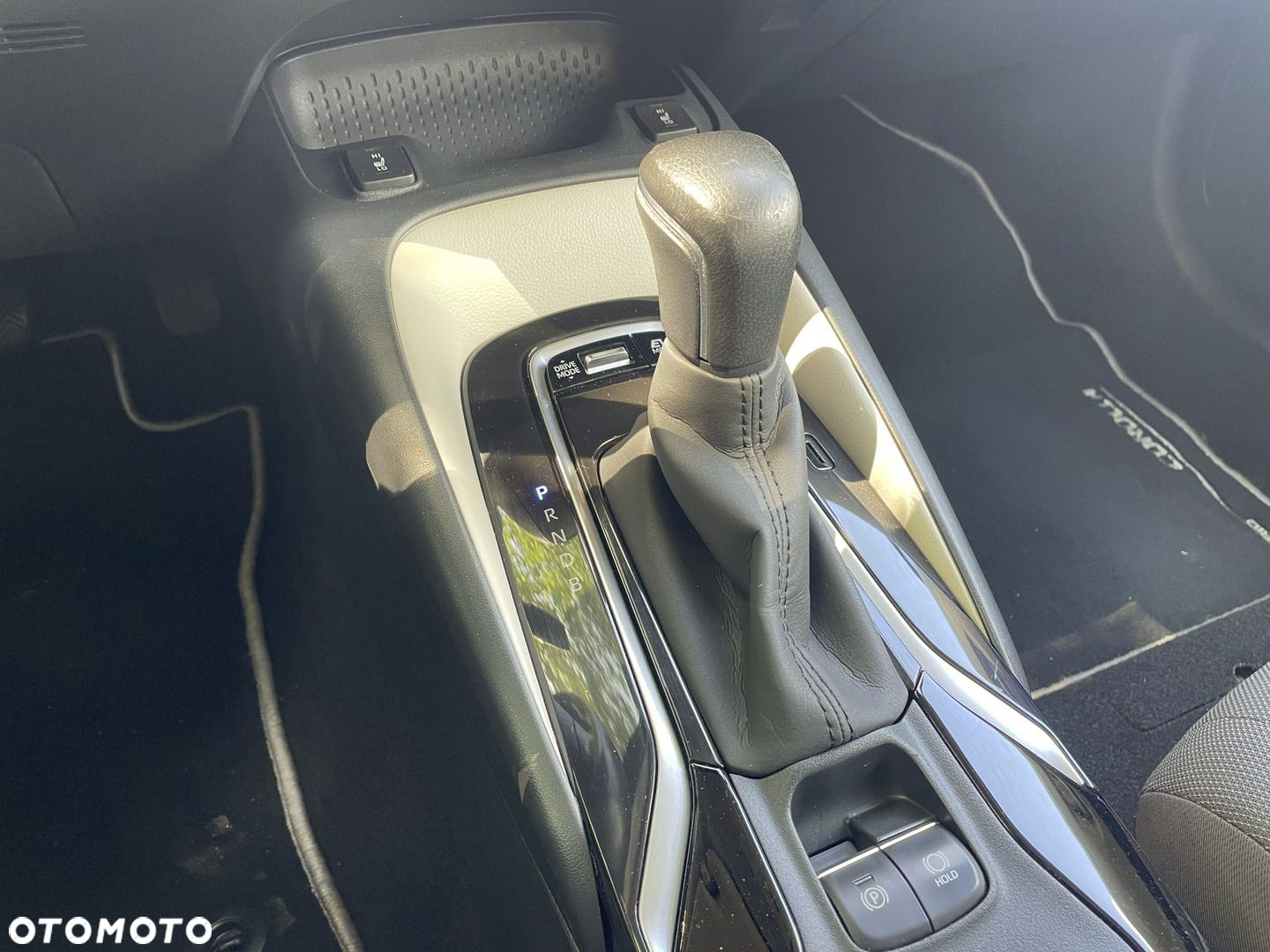 Toyota Corolla - 19