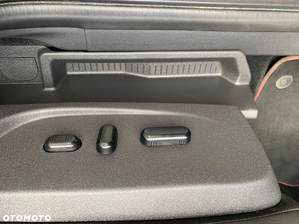 Ford Kuga - 15