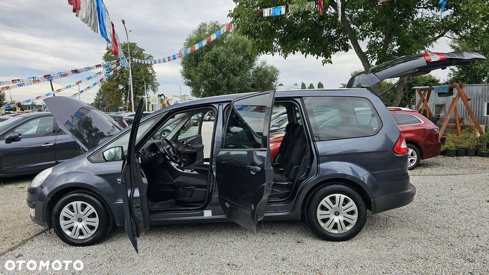 Ford Galaxy - 19