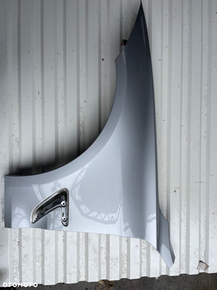 BŁOTNIK LEWY PRZEDNI BMW 4 F32 F33 F36 SREBRNY KOD LAKIERU 354 - 1