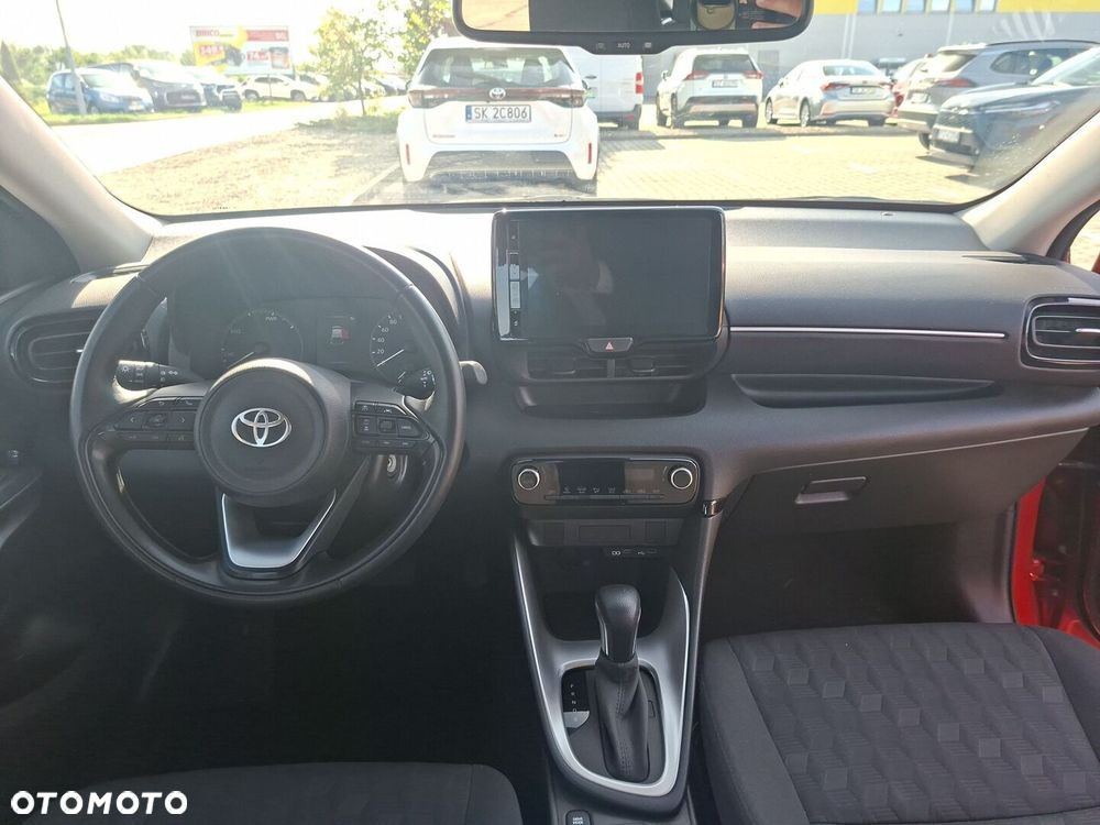 Toyota Yaris - 11