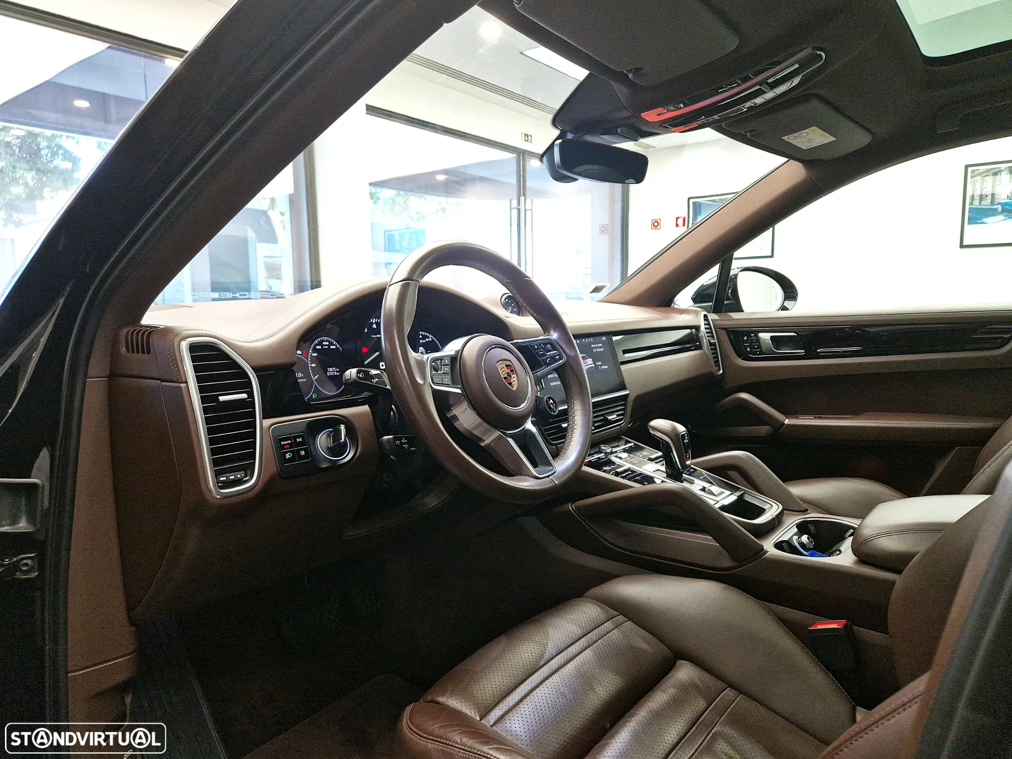 Porsche Cayenne Coupé E-Hybrid - 13
