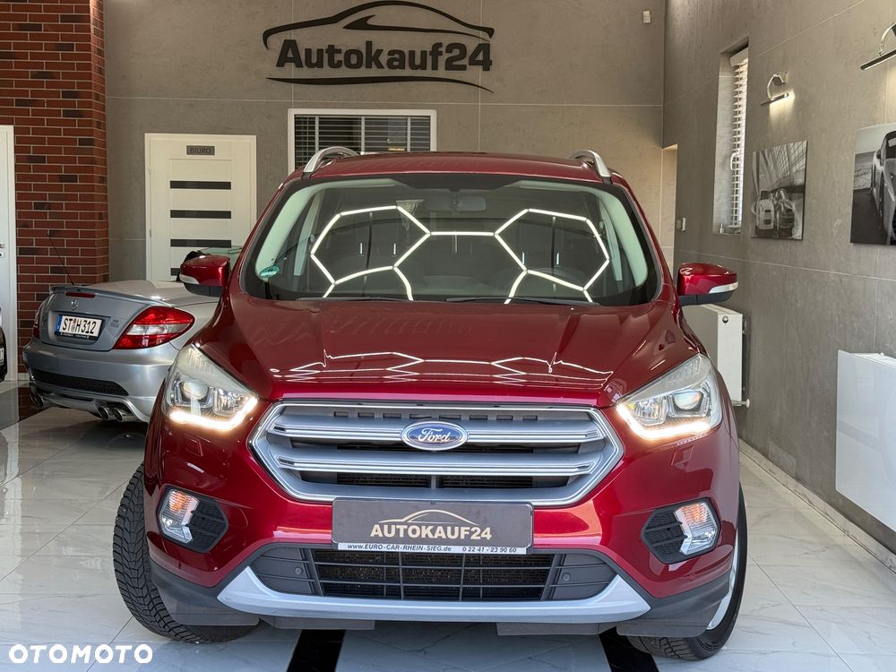 Ford Kuga 1.5 EcoBoost 2x4 Titanium - 4