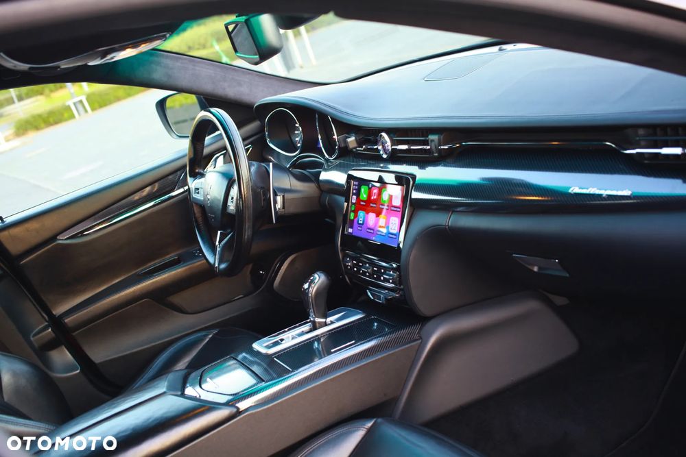 Maserati Quattroporte - 11