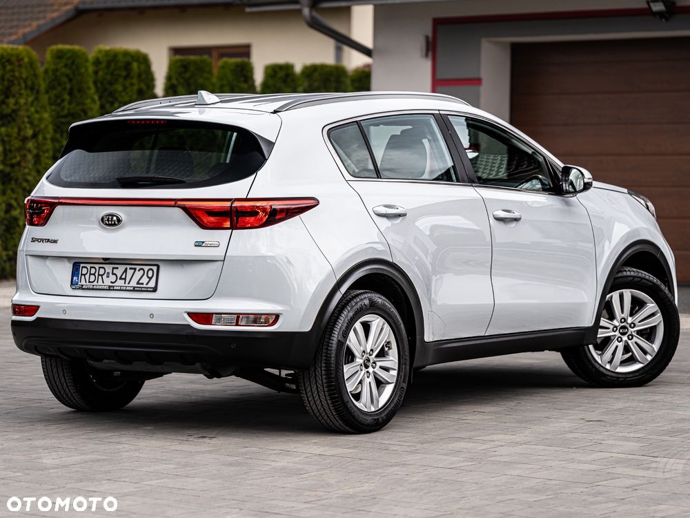 Kia Sportage 1.6 GDI L Business Line Plus 2WD - 23