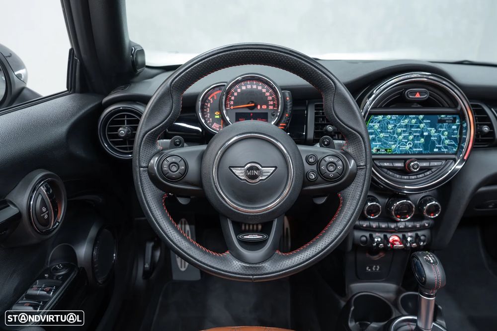 MINI Cabrio Cooper SD Auto - 22