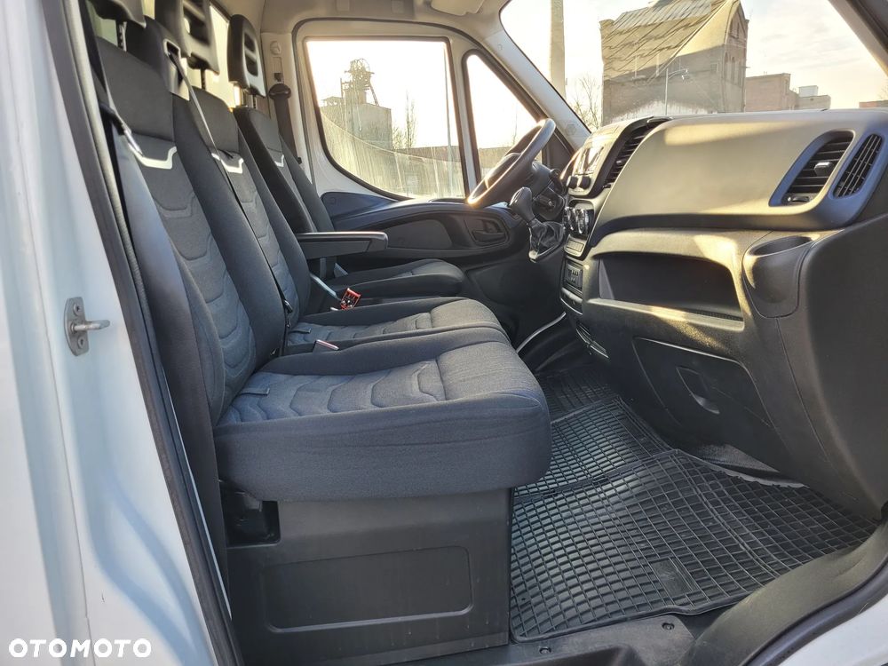 Iveco Daily - 16