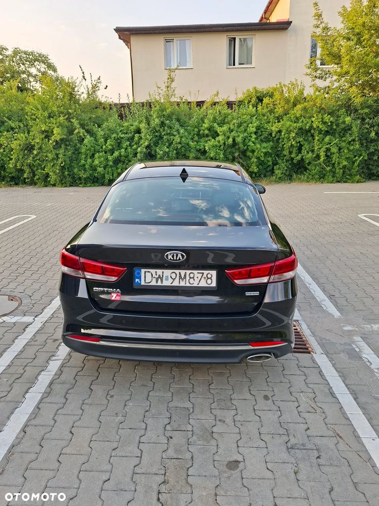 Kia Optima 1.7 CRDI L - 8