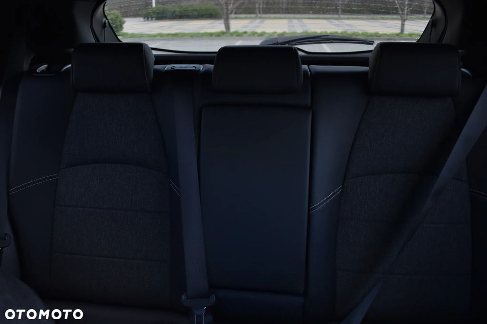 Toyota Corolla 1.8 Hybrid Style - 25