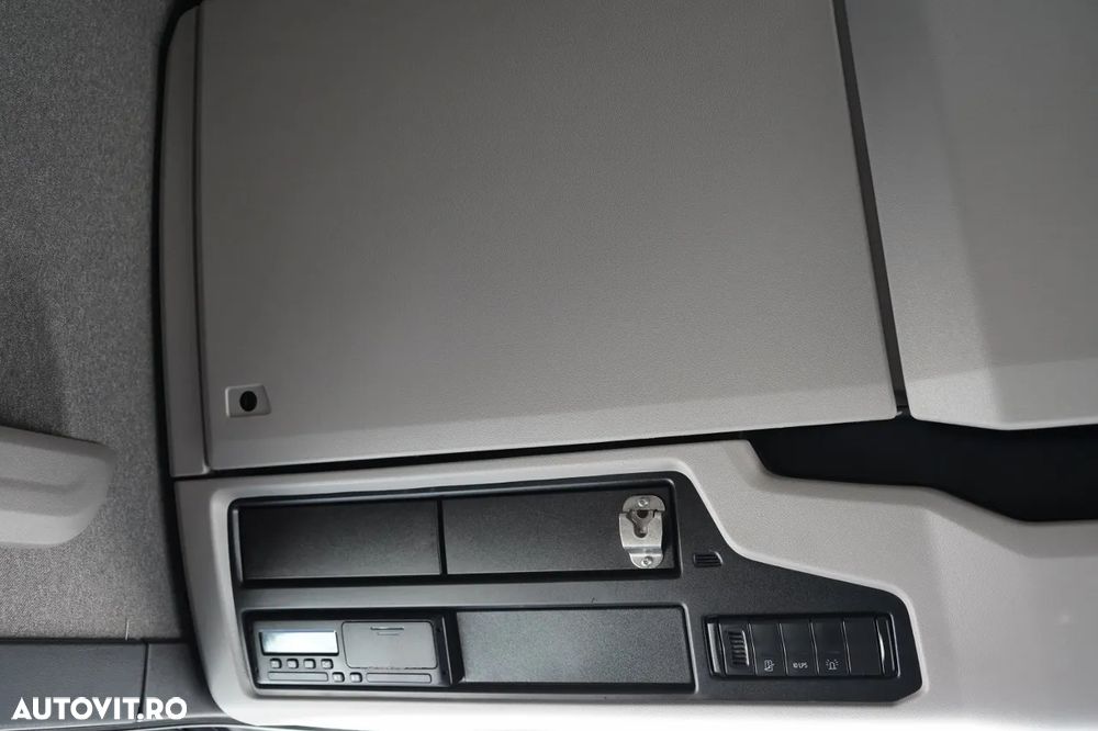 Scania R 730 XT / V8 / 6X4 / PENTRU LEMN / PENTRU COPACI / PENTRU PĂDURE / HDS LOGLIFT F96ST / CABINĂ / ANVELOPE 100% / 2020A - 35