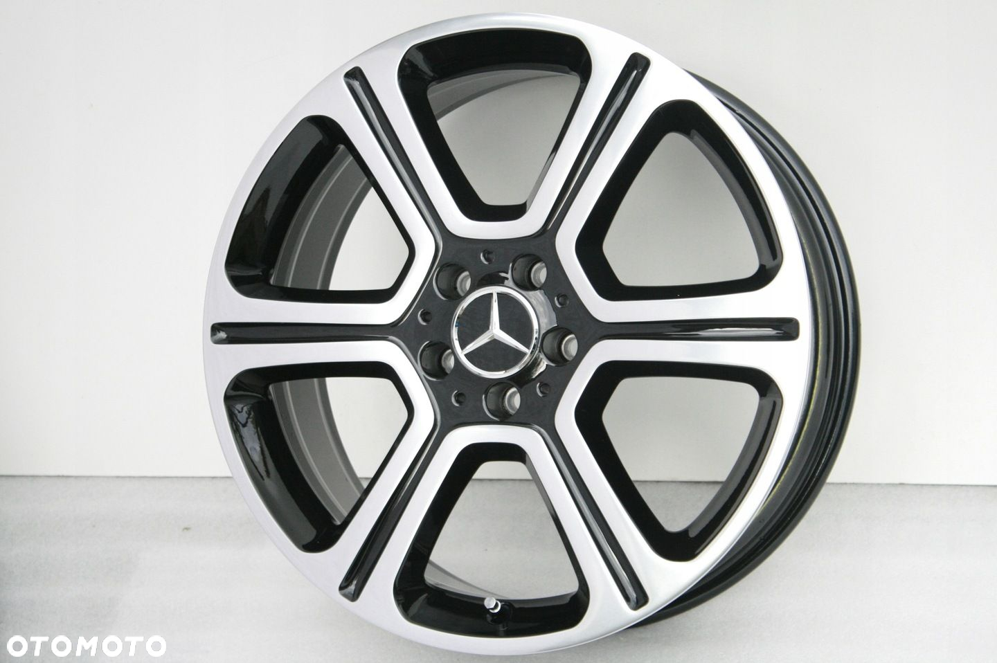 19 2x8 2x9 ORYGINAŁ MERCEDES E W213 C E-COUPE GLK - 2