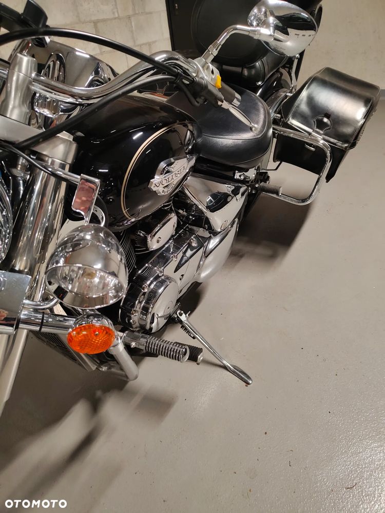Suzuki VL 800 Volusia - 11