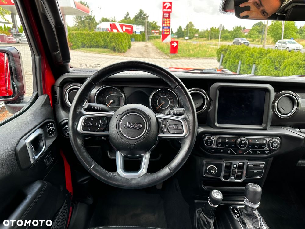 Jeep Wrangler Unlimited GME 2.0 Turbo Sahara - 12