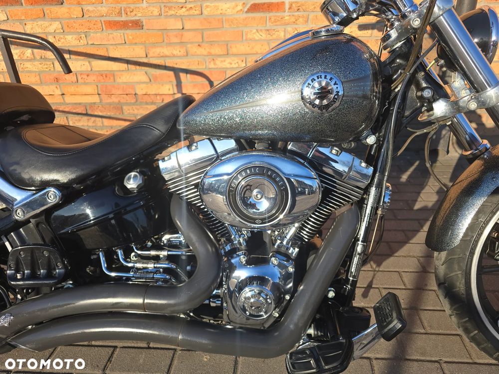 Harley-Davidson FXSB Breakout - 11