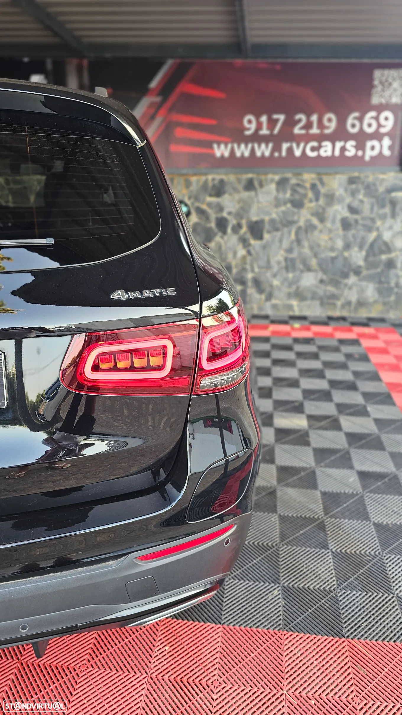 Mercedes-Benz GLC 300 de 4Matic 9G-TRONIC AMG Line - 14
