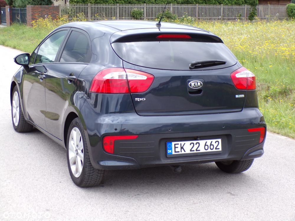 Kia Rio 1.2 Dream Team Edition - 6
