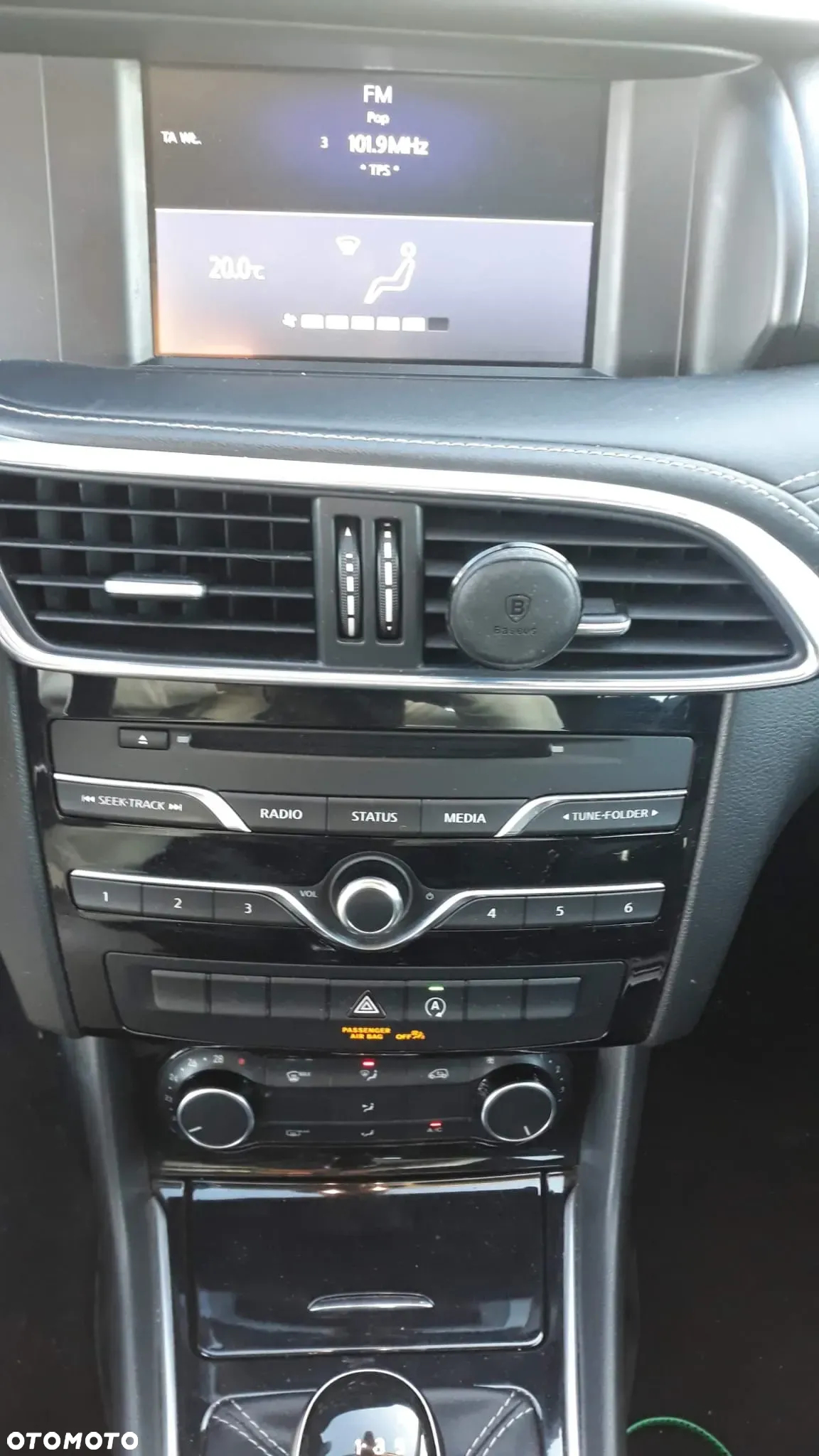 Infiniti Q30 1.6t Premium - 11