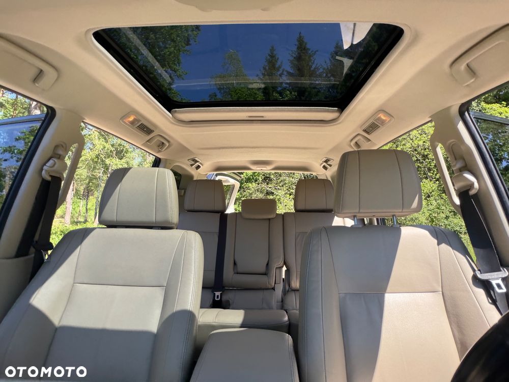 Mitsubishi Pajero - 22