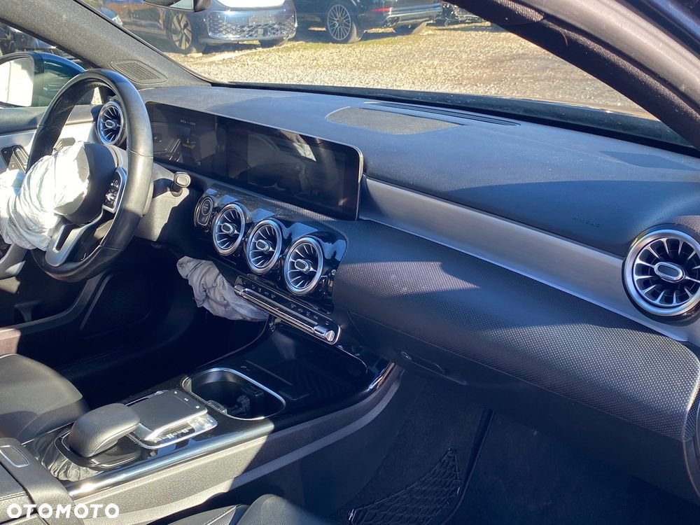 Mercedes-Benz Klasa A 220 4Matic 7G-DCT - 15