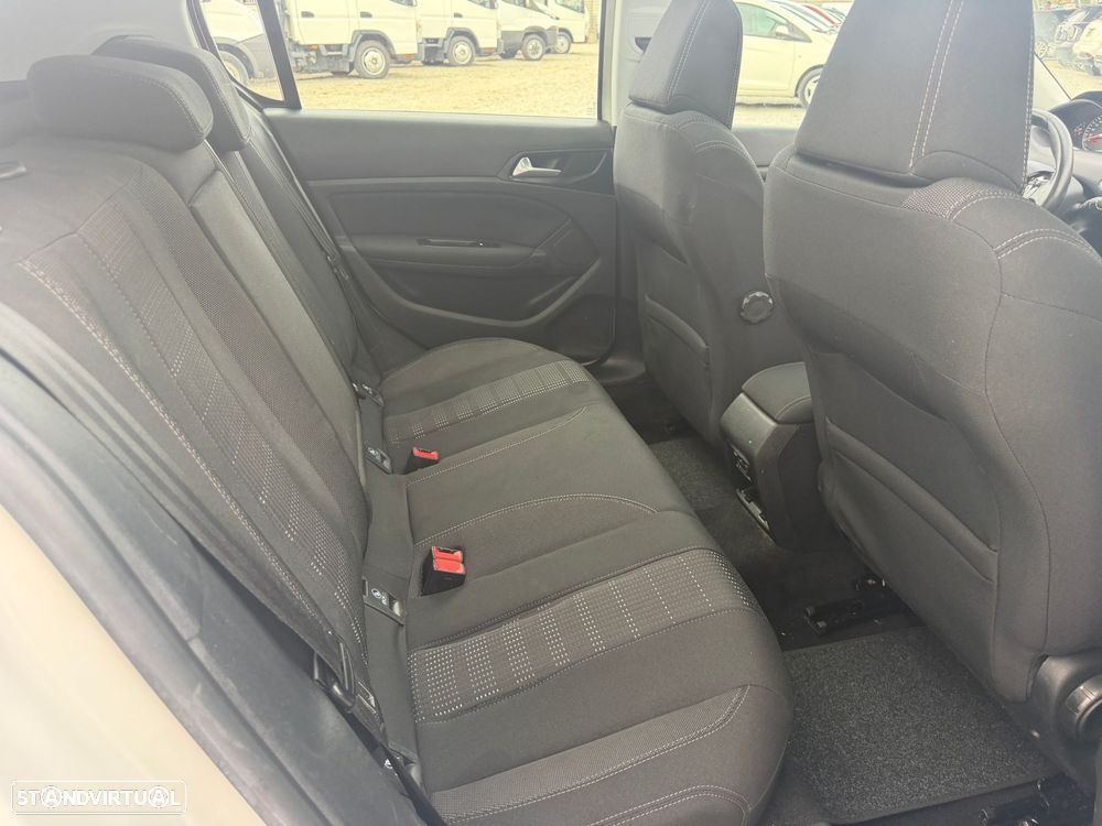 Peugeot 308 1.6 BlueHDi Allure - 12