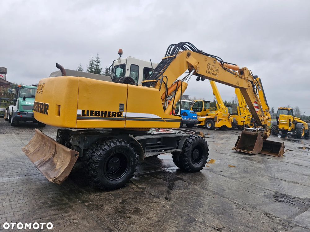 Liebherr 904 - 2