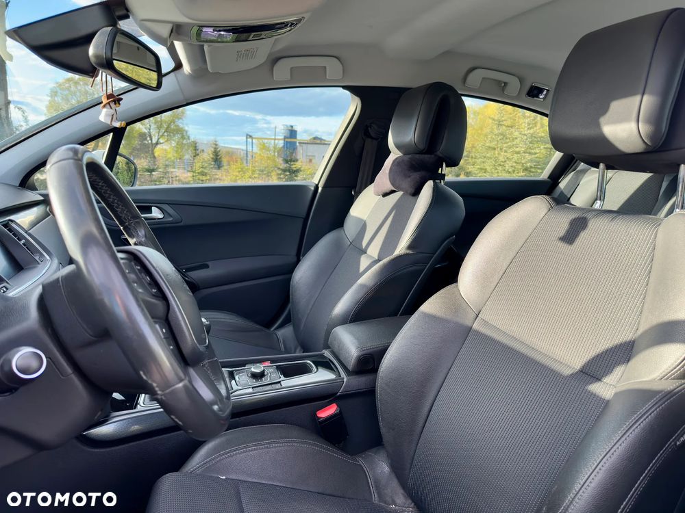Peugeot 508 HDi FAP 140 Allure - 11