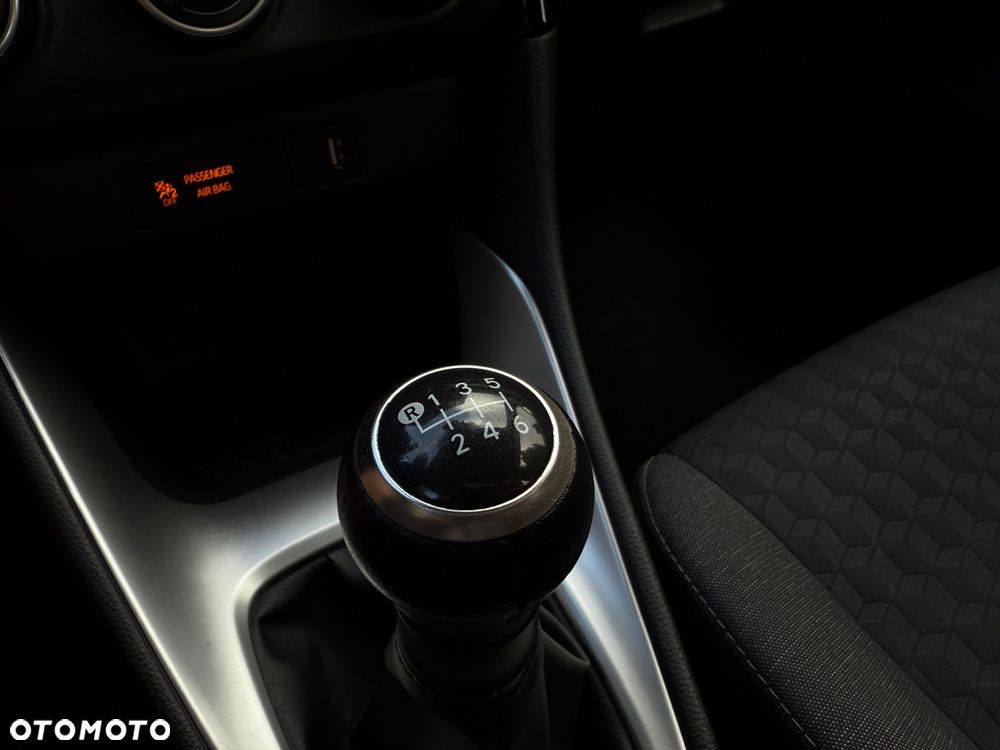 Toyota Yaris 1.5 Comfort - 14