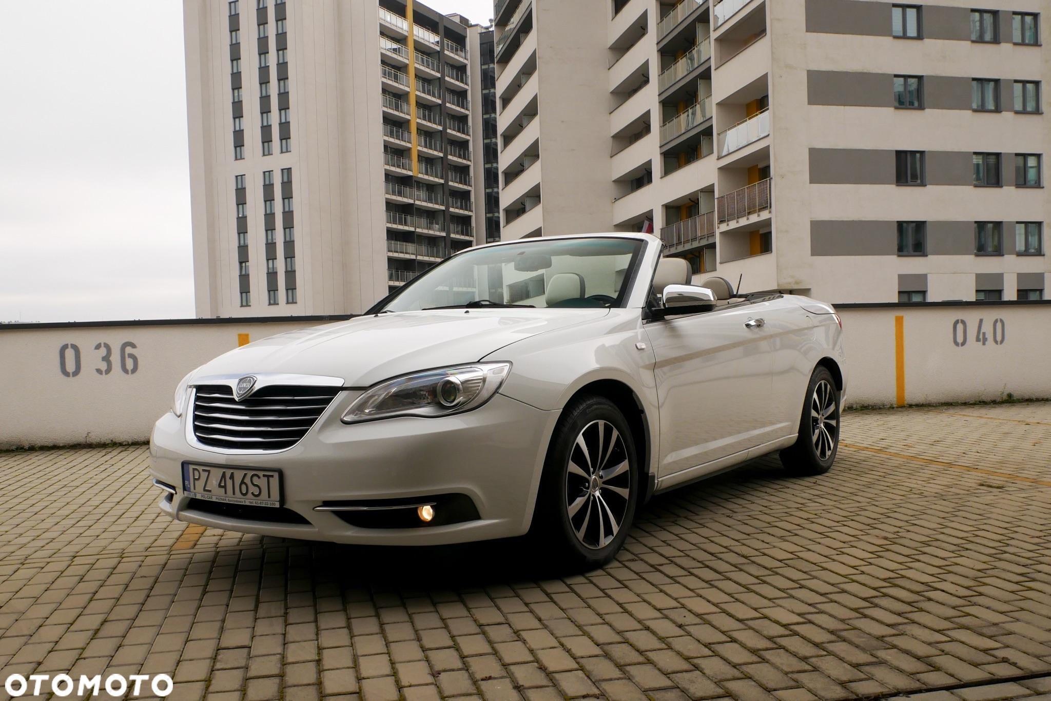 Chrysler 200 - 3
