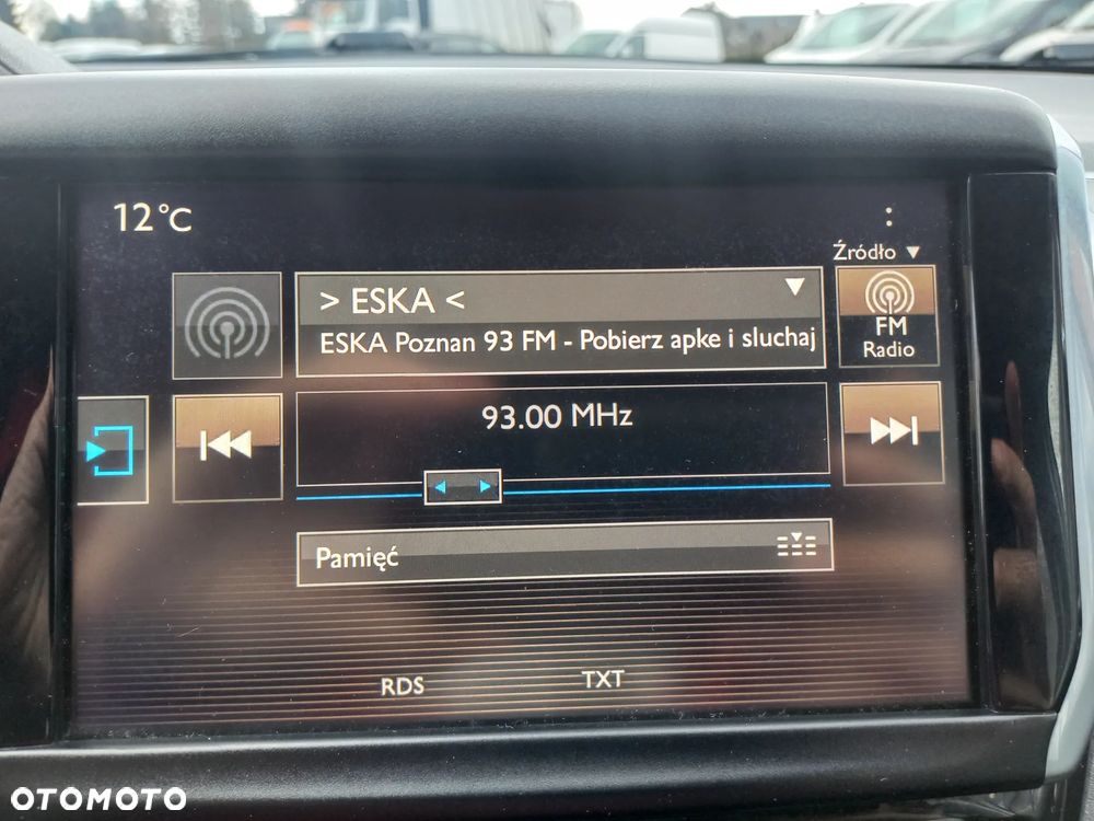 Peugeot 2008 BlueHDi 100 STOP & START Style - 27