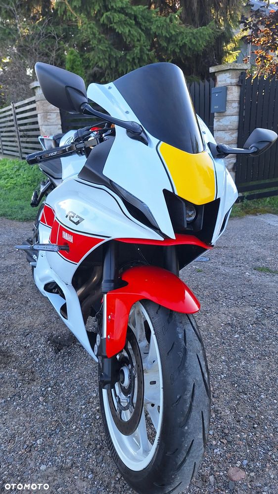 Yamaha R7 - 31