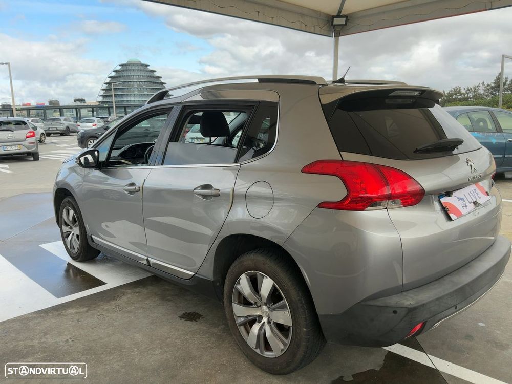 Peugeot 2008 1.2 VTi Allure - 19