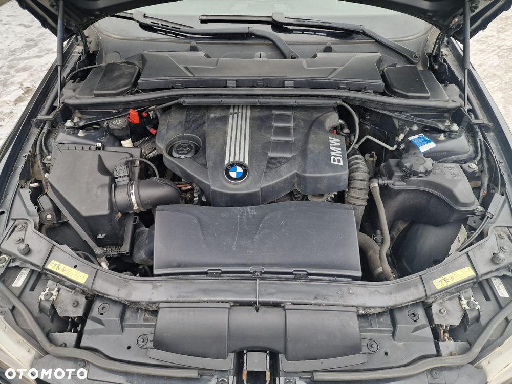 BMW Seria 3 318d DPF - 23