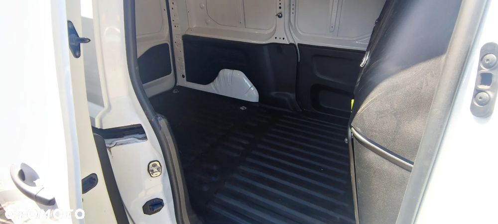 Opel Combo - 4