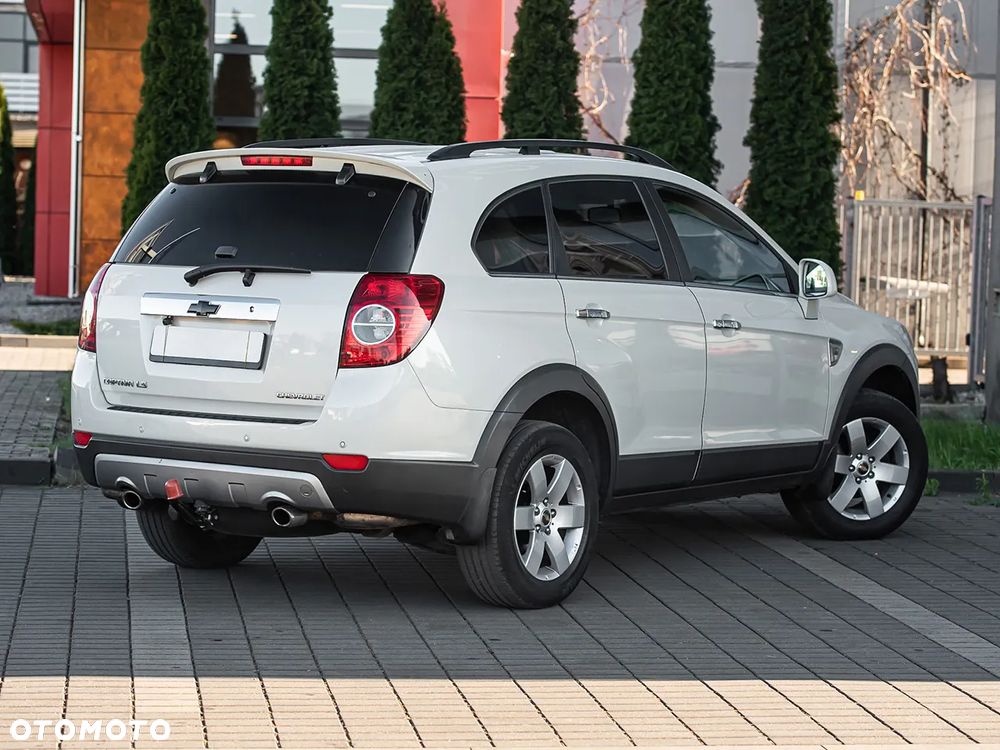 Chevrolet Captiva - 13