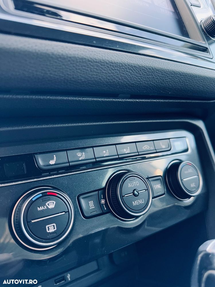 Volkswagen Tiguan - 18