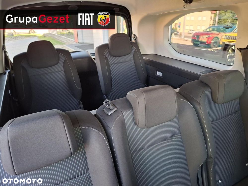 Fiat Qubo - 12