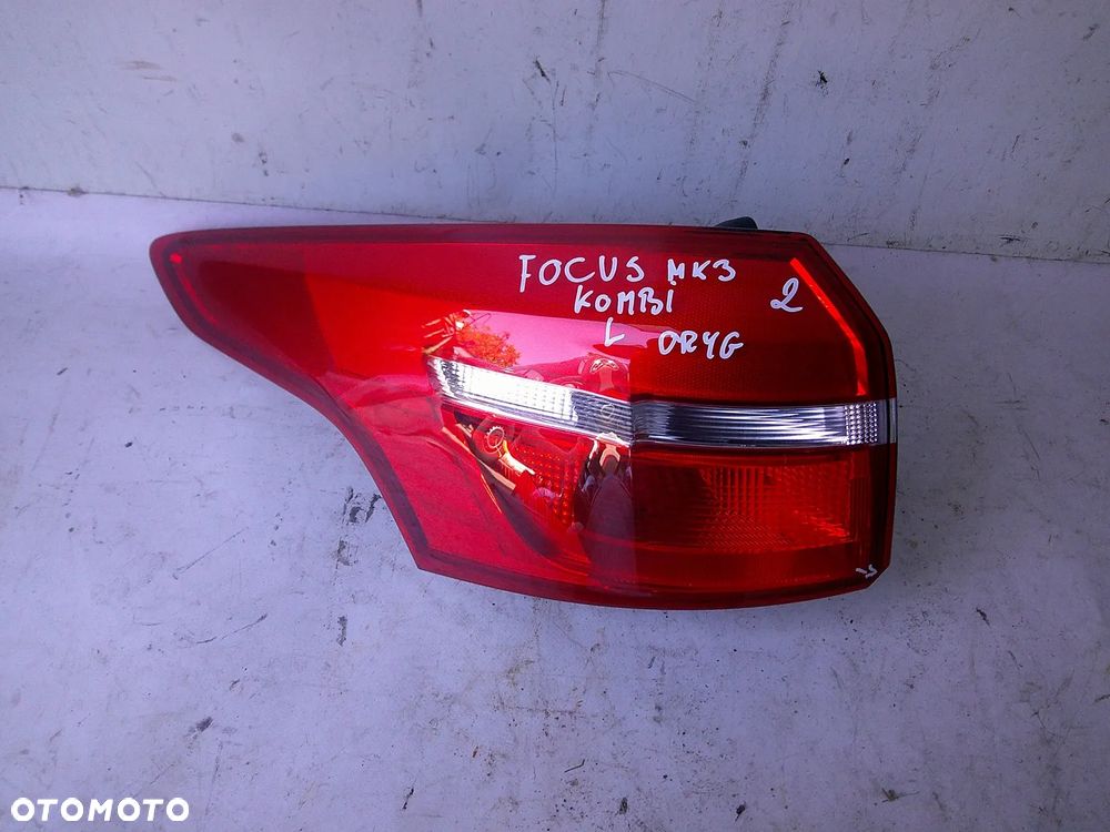 ford focus mk3 kombi lift lampa tył lewa nowa OM - 1