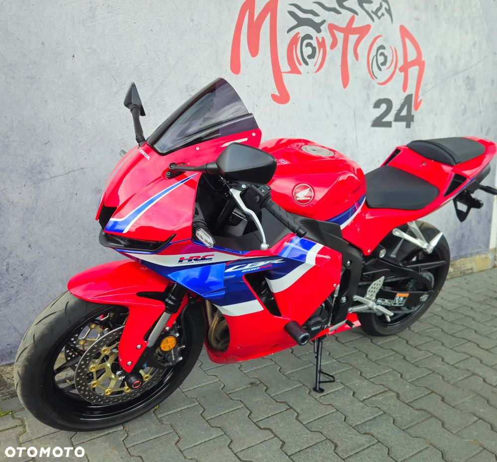 Honda CBR - 32