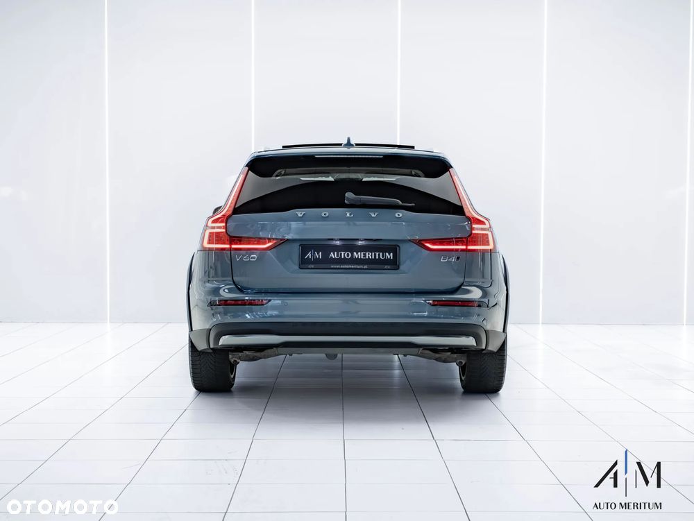 Volvo V60 Cross Country B4 D AWD Geartronic - 9