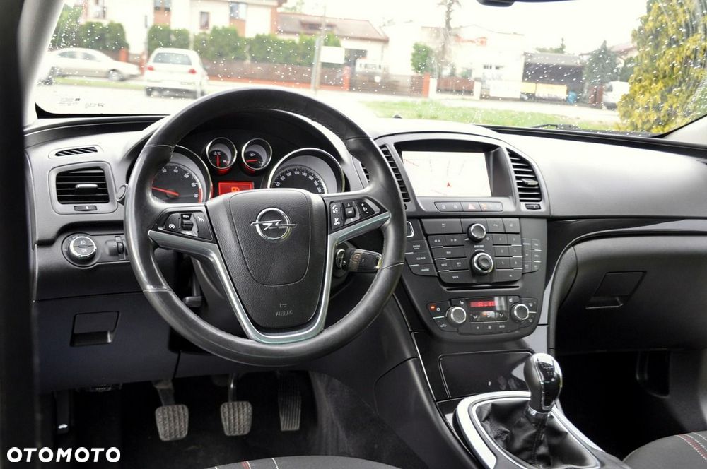 Opel Insignia - 29